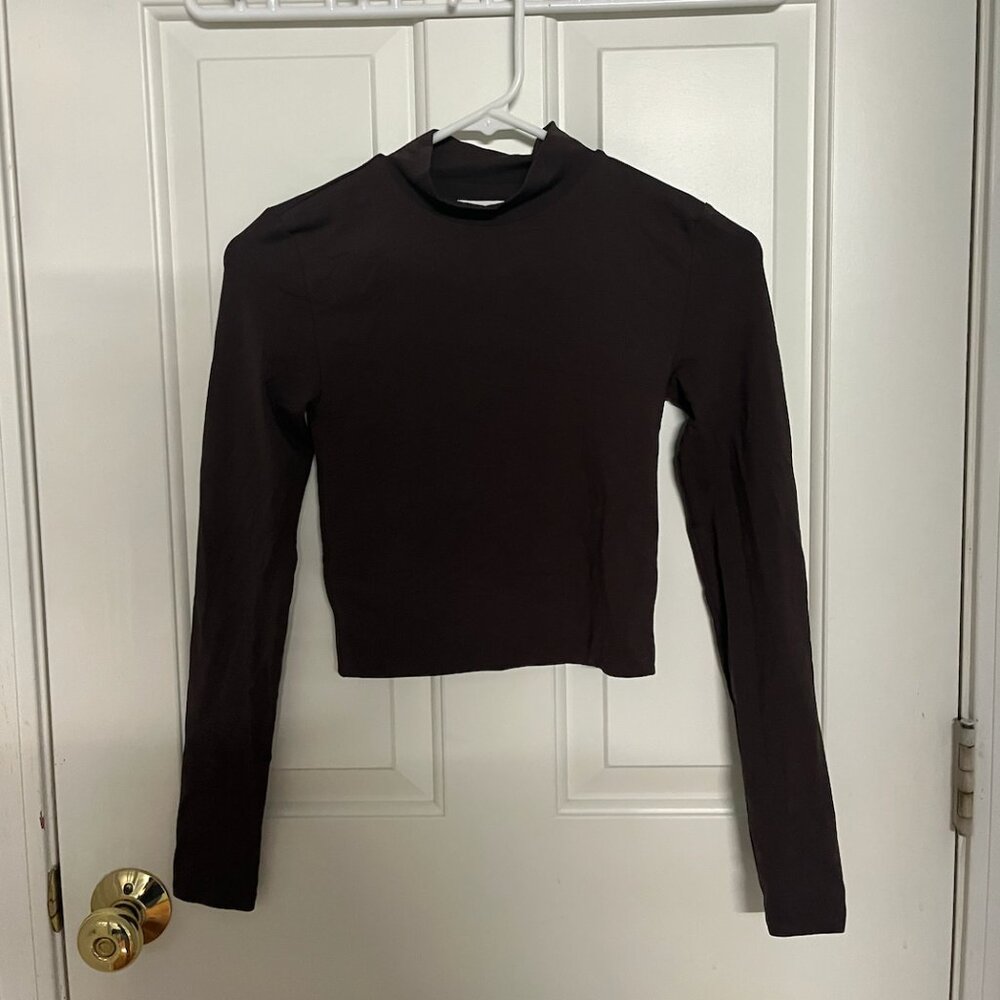 Aritzia Rich Mocha Brown Contour Mockneck Longsleeve